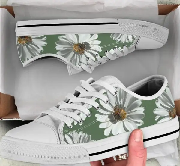 Daisy Flower and Bee Shoes - Bee Low Top Canvas Shoes