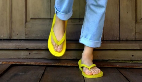 Flip Flops with ankle pants