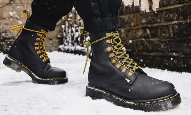 WINTERGRIP Dr Marten Boots