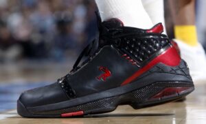 Shaq Shoe Size By Age And The Story Behind It | Chooze Shoes