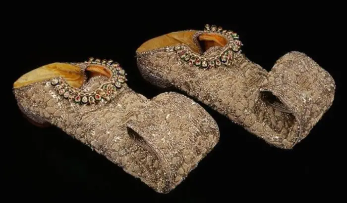 Nizam Sikandar Jah $160000