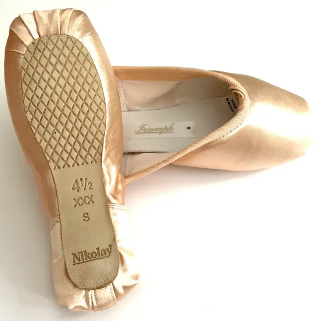 Nikolay pointe shoes